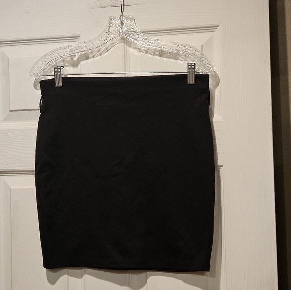 MY LOLA MINI SKIRT - Picture 1 of 1